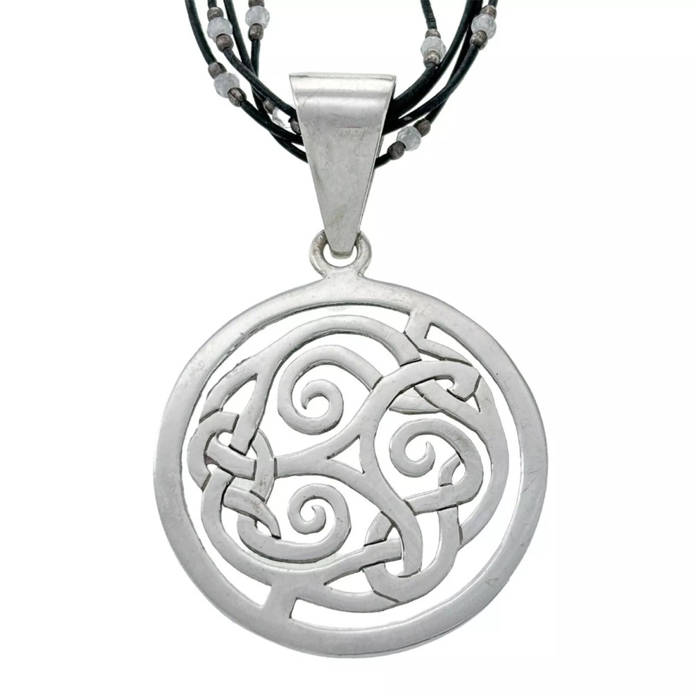 Silpada Vintage Sterling Silver
Celtic Knot Cut Out Pendant
Black CZ Necklace - Picture 2 of 6